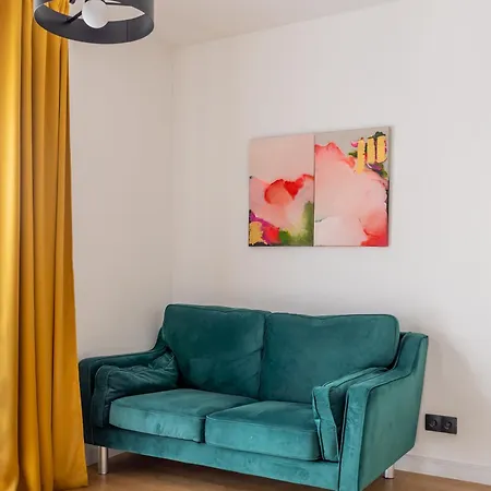 Skunu 10 Old Town Apartment *