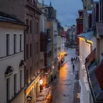 Skunu 10 Old Town *
